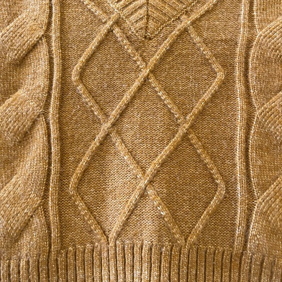 Sincerely Jules copped cable knit v neck vest. Size L. Soft and thick. - Picture 2 of 10